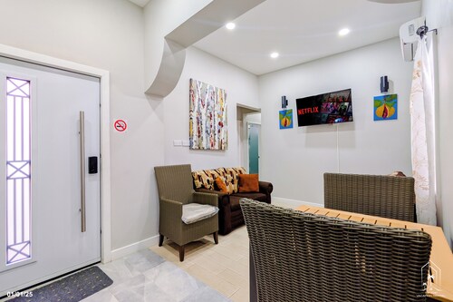 Boutique Hidden GEM | Walk to Downtown Hotspots