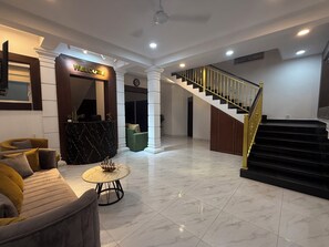 Bagian depan properti