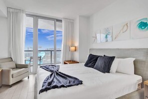 1 soverom, strykejern/-brett, reiseseng for barn og wi-fi