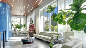 Interior - High Floor Cozy Studio -Canal View Near Beach 1210 (Hallandale Beach)