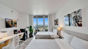 1 habitación, tabla de planchar con plancha, wifi y ropa de cama