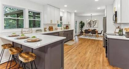 Comfort Meets Convenience / King Suite in Atlanta