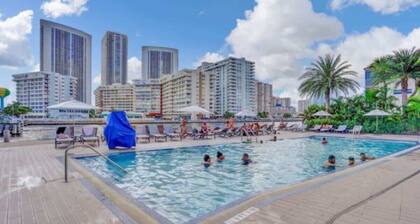 Ocean & Canal View Studio Beach 8 Min Pool 1906