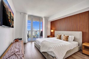 5 bedrooms, bed sheets