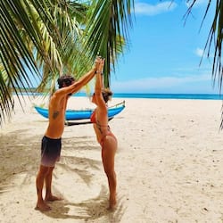 Private beach, white sand, sun-loungers, beach towels