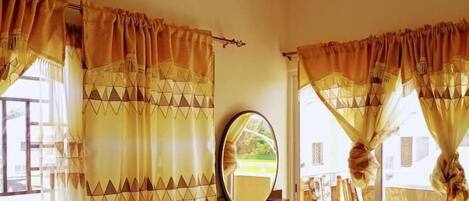 Appartement Standard | Bureau, systĂšme dâinsonorisation, accĂšs au Wi-Fi (inclus)