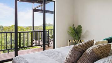3 habitaciones, cuna de viaje, wifi gratis y ropa de cama