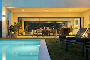 Piscine extérieure