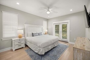8 habitaciones, escritorio, tabla de planchar con plancha y wifi 