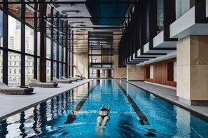 Pool - Bay&River Views Condo near Southern Cross Station (Docklands)