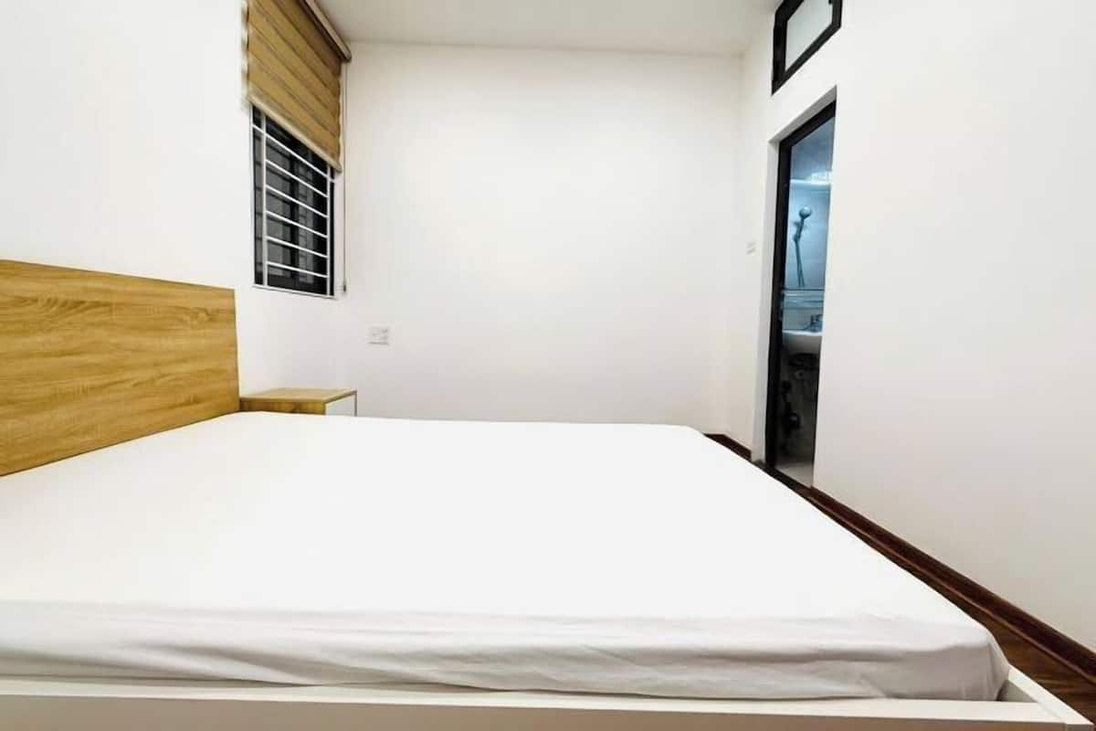 1 bedroom, minibar, desk, free WiFi