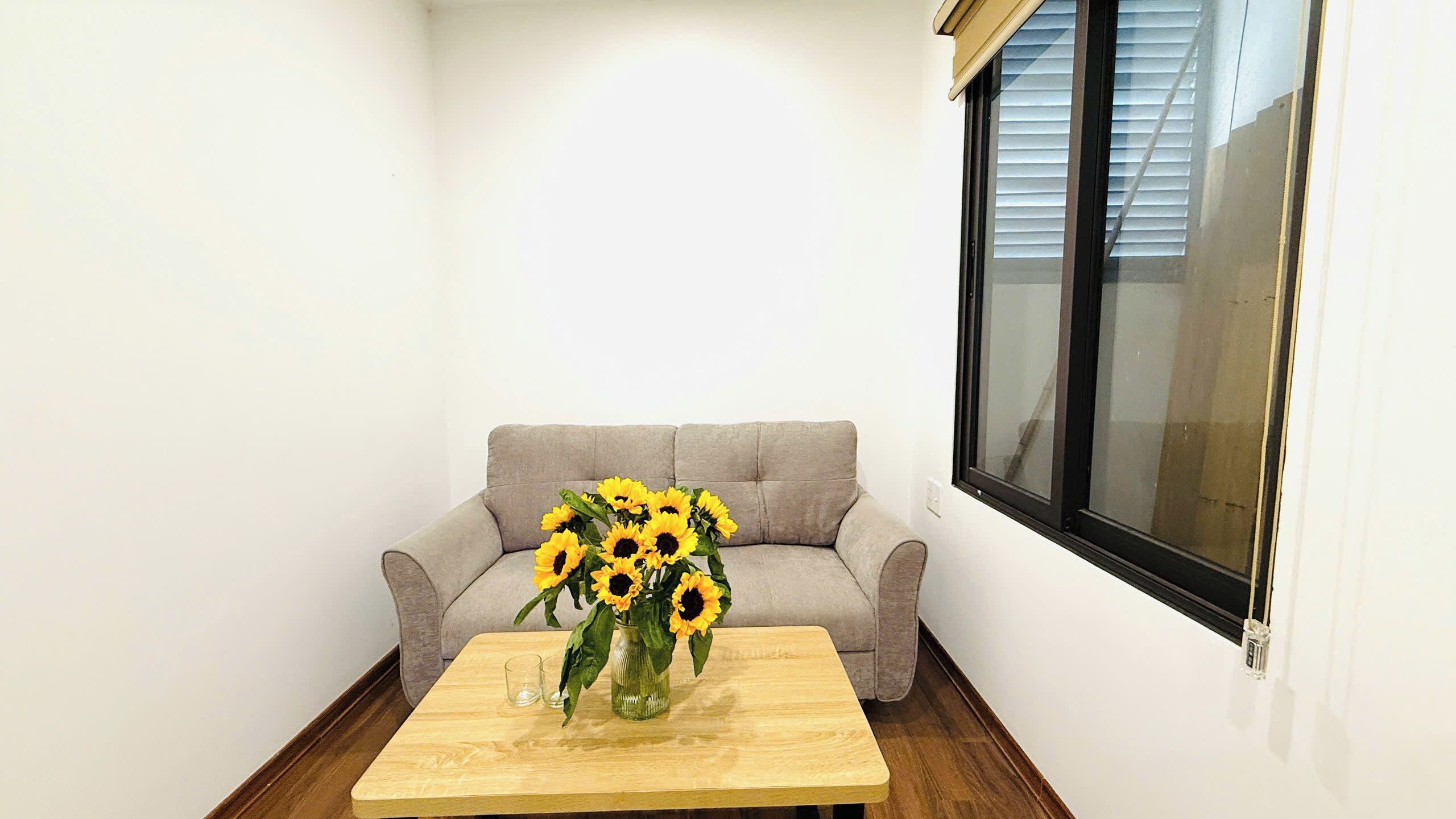 Minibar, desk, free WiFi