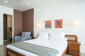 2 makuuhuonetta, silitysrauta/-lauta, Wi-Fi, vuodevaatteet