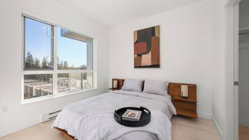 2 bedrooms, desk, iron/ironing board, travel crib