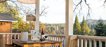 Welcome to Gallery House: Family friendly retreat 25 miles from Yosemite