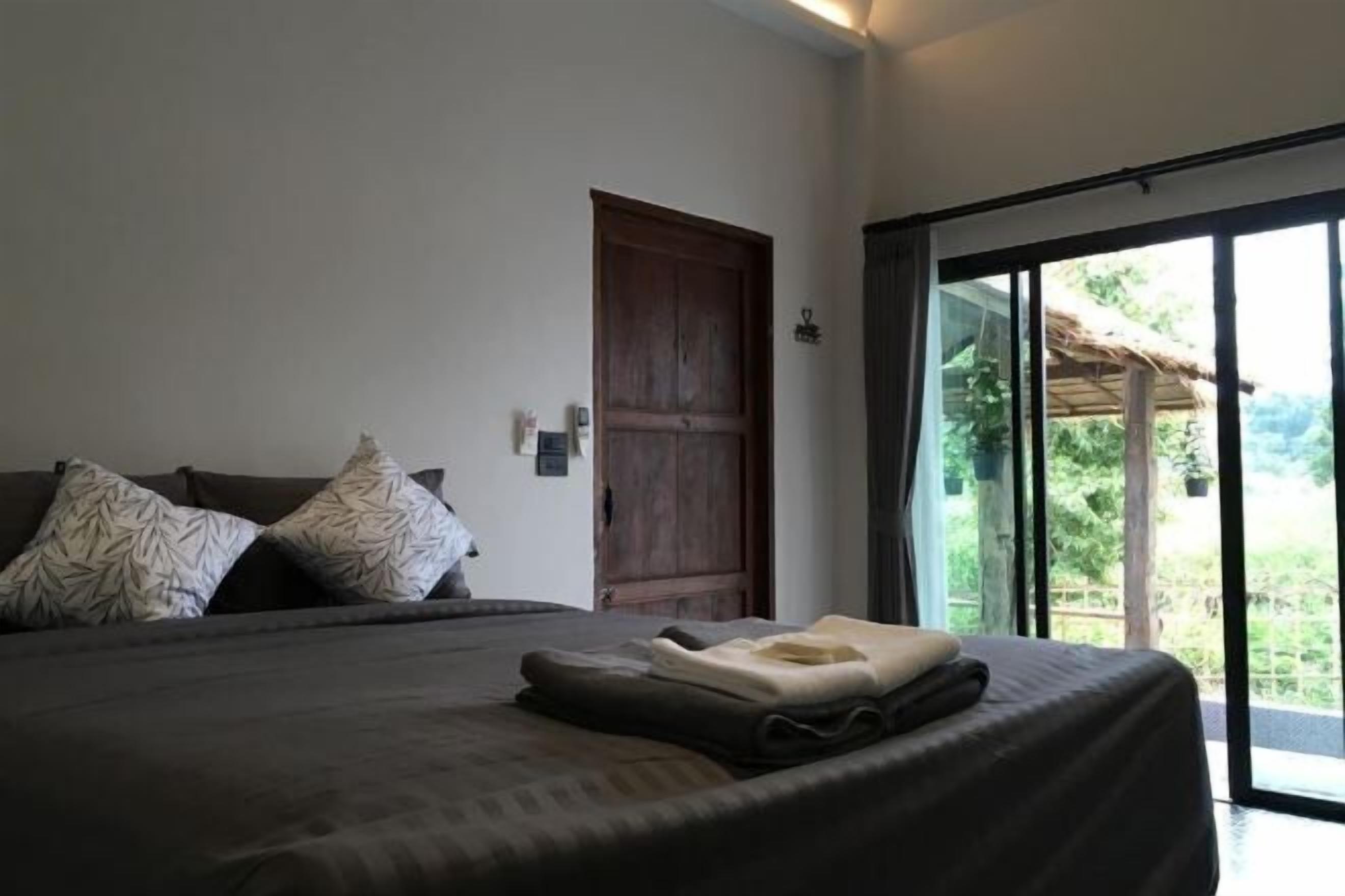 1 bedroom, premium bedding, Tempur-Pedic beds, minibar