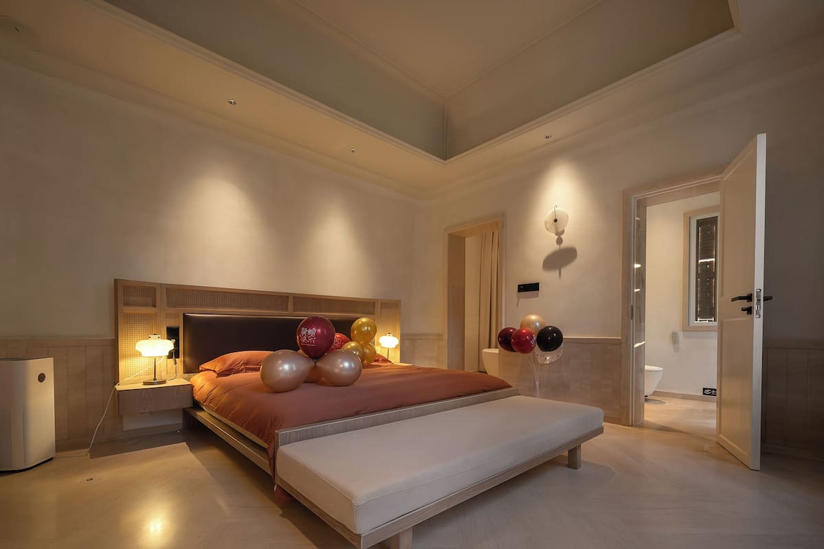 Luxury Suite, Garden View