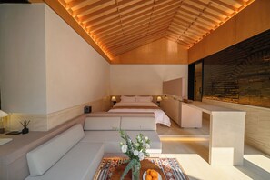 Superior Double Room, Garden View | Down comforters, desk, laptop workspace, free WiFi - White House Monet Garden Coffee (Xiamen)