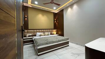 3 chambres, fer et planche Ă  repasser, Wi-Fi, draps fournis