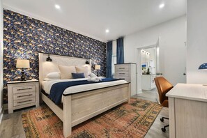 2 bedrooms, desk, iron/ironing board, travel crib