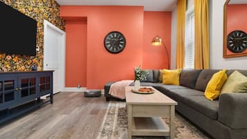 Smart TV, stereo, offices