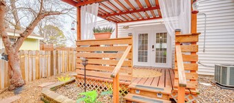 10 Mi to Dtwn Kansas City: Cozy Studio w/ Grill!