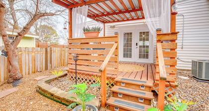 10 Mi to Dtwn Kansas City: Cozy Studio w/ Grill!