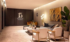 Interior - Spacious 1Bedroom, Burj views, Infinity Pool & Jacuzzi (Dubai)