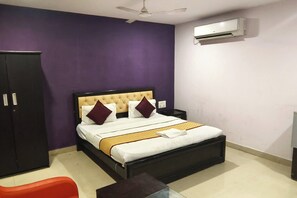 ห้องคลาสสิก | โต๊ะทำงาน, Wi-Fi ฟรี, ผ้าปูที่นอน