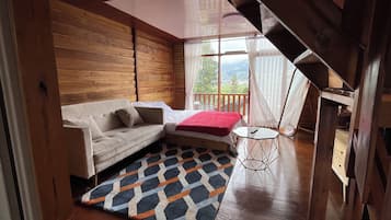 Villa | 1 bedroom, desk, free WiFi, bed sheets