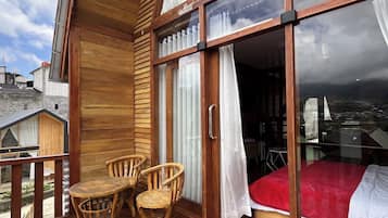 Villa | 1 bedroom, desk, free WiFi, bed sheets