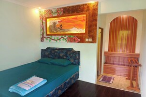 Standard Room | Bed sheets