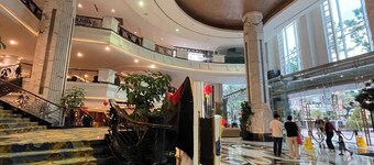 El Royale By Farizi Rooms