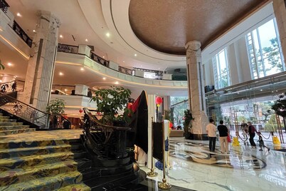 El Royale By Farizi Rooms