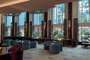 Interior - El Royale By Farizi Rooms (Bandung)