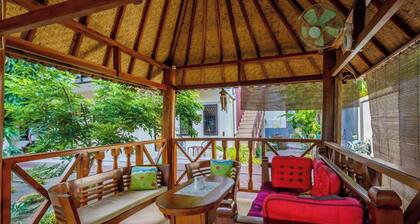 Whiterose Guesthouse