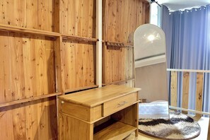 Cabana Grand | 1 dormitori, escriptori, planxa i posts de planxar i wifi gratuïta