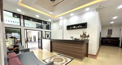 Maison Hotel Bukittinggi