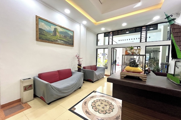 Quầy tiếp tân