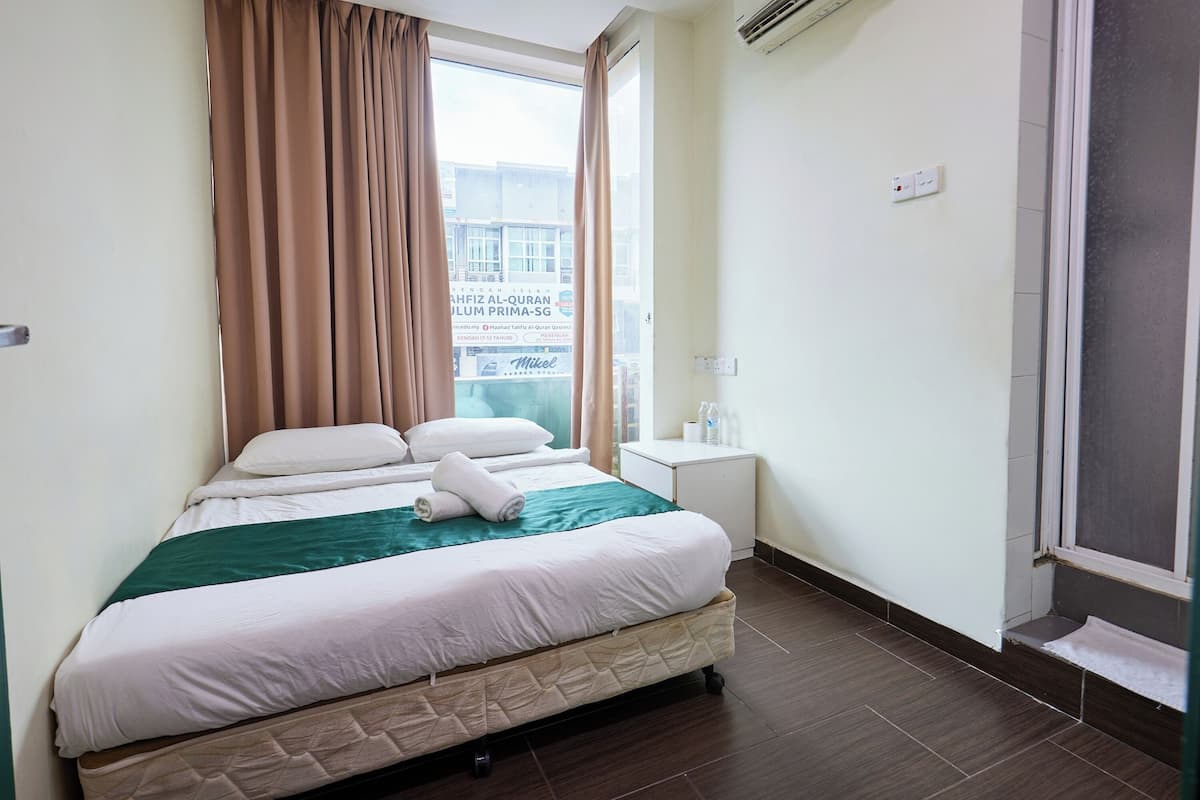 Chambre Double, vue ville