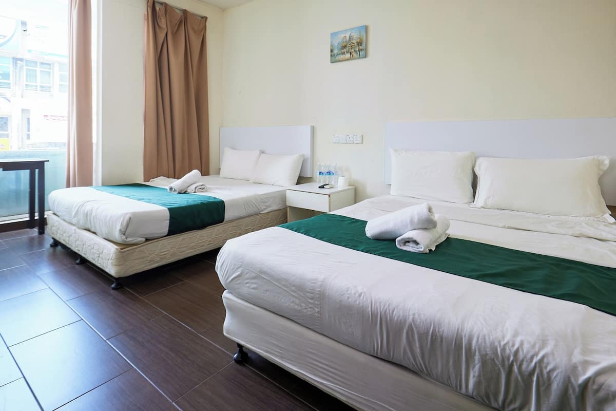 Chambre Familiale, vue ville
