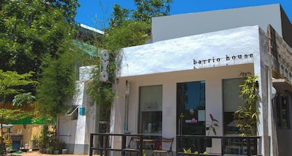 Hometel Barrio House Mactan