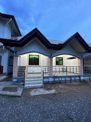 Front of property - Keps Boarding House (San Fernando)