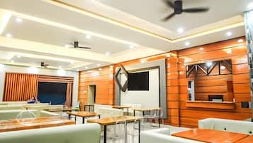 Bữa sáng đặc sản địa phương hàng ngày (215 PHP/mỗi người)