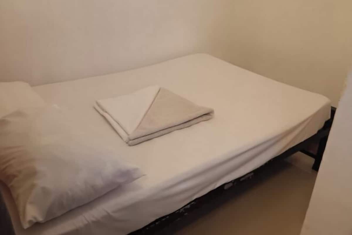 1 bedroom, minibar, desk, free WiFi