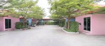 Ruai Thong Pong Pai Resort