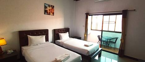 Desk, free WiFi, bed sheets