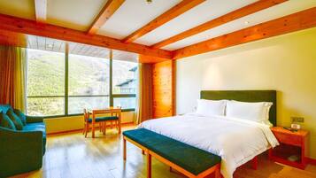 Caja de seguridad en la habitación, cortinas blackout y wifi gratis