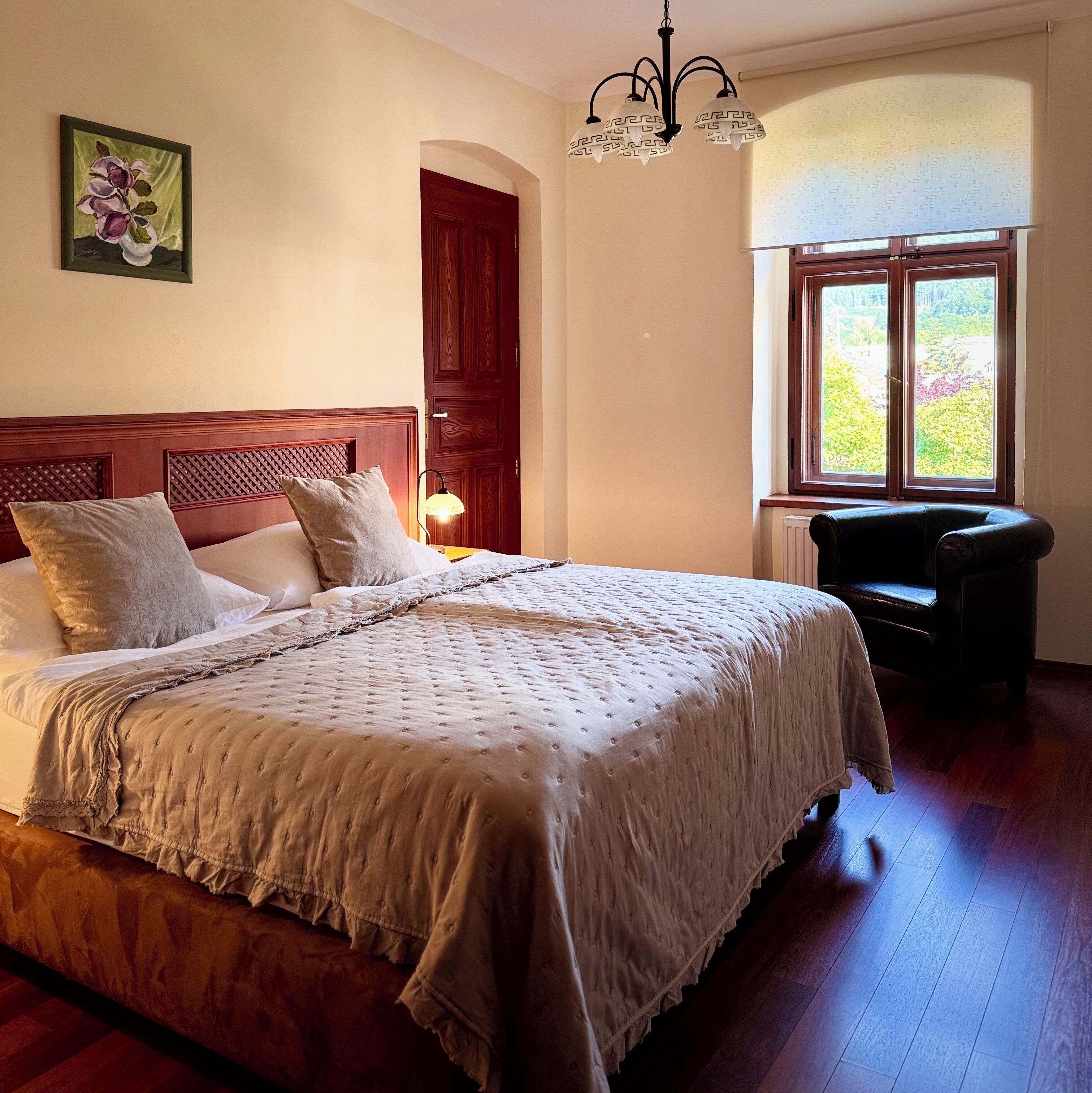 Superior Apartment, 1 Bedroom, Non Smoking, Hill View | In-room safe, iron/ironing board, bed sheets