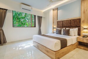 Habitación doble superior, vista a la ciudad | Insonorización y wifi gratis 